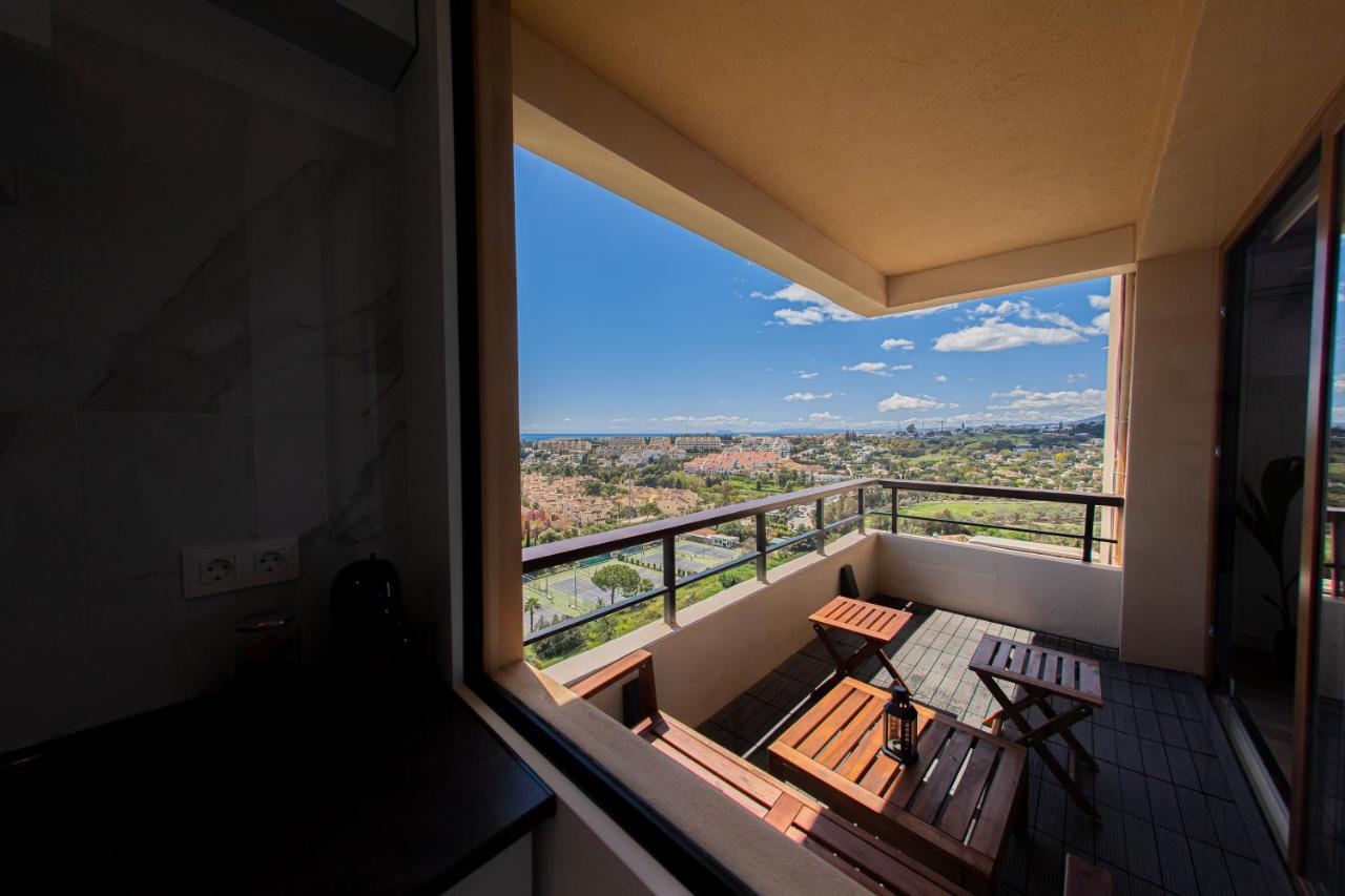 מארבלה Amazing Apartment With Stunning Views מראה חיצוני תמונה